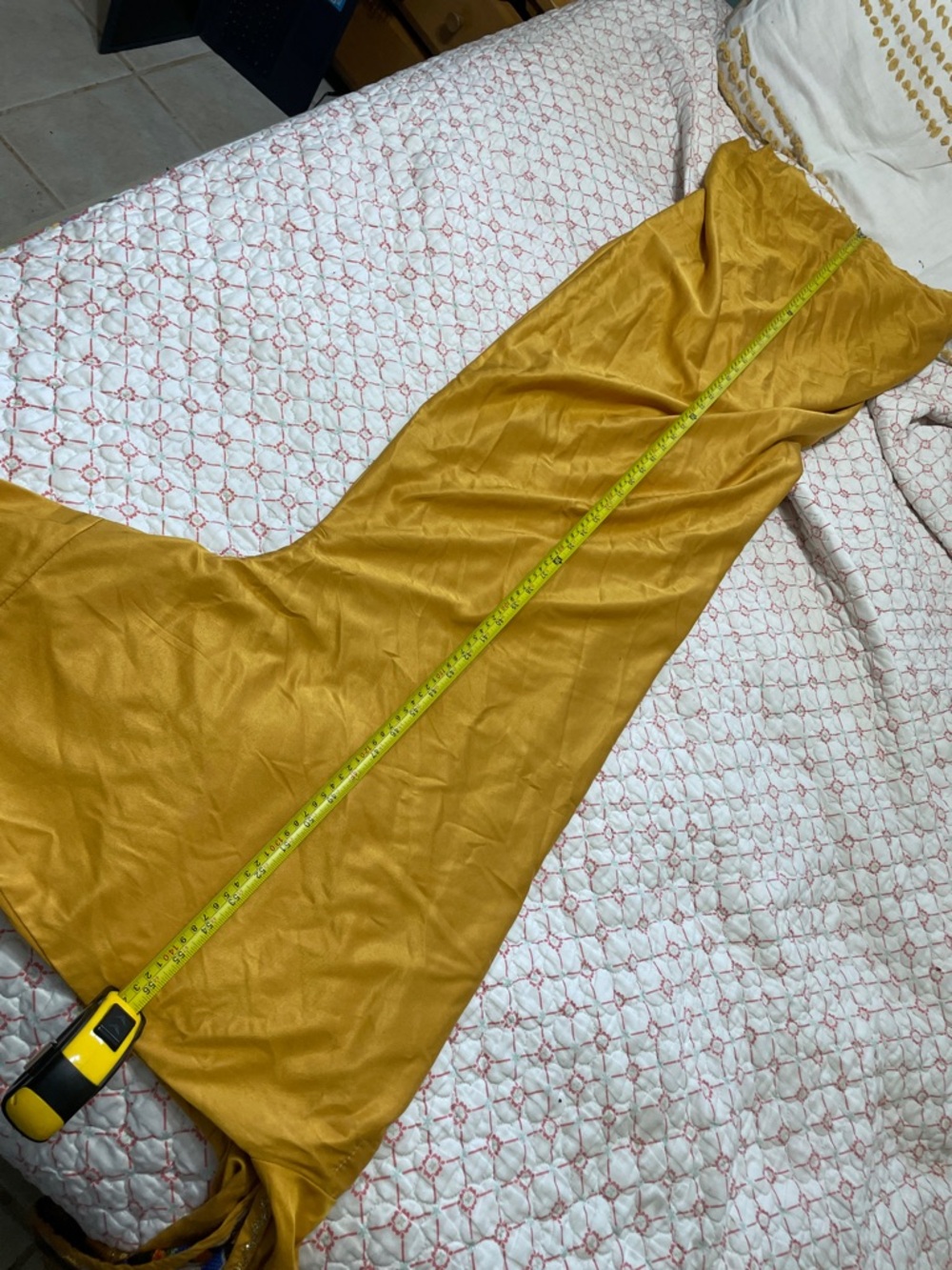 embroidered hooded, full length of jacket - Picture 8 of 8